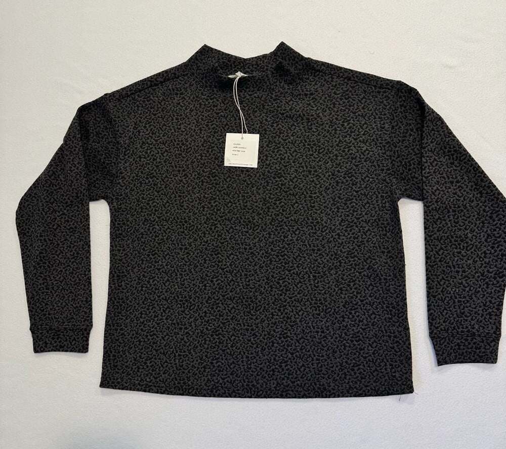 BeachLunchLounge Erika Leopard Print Mock Neck Top L Gray Black NWT